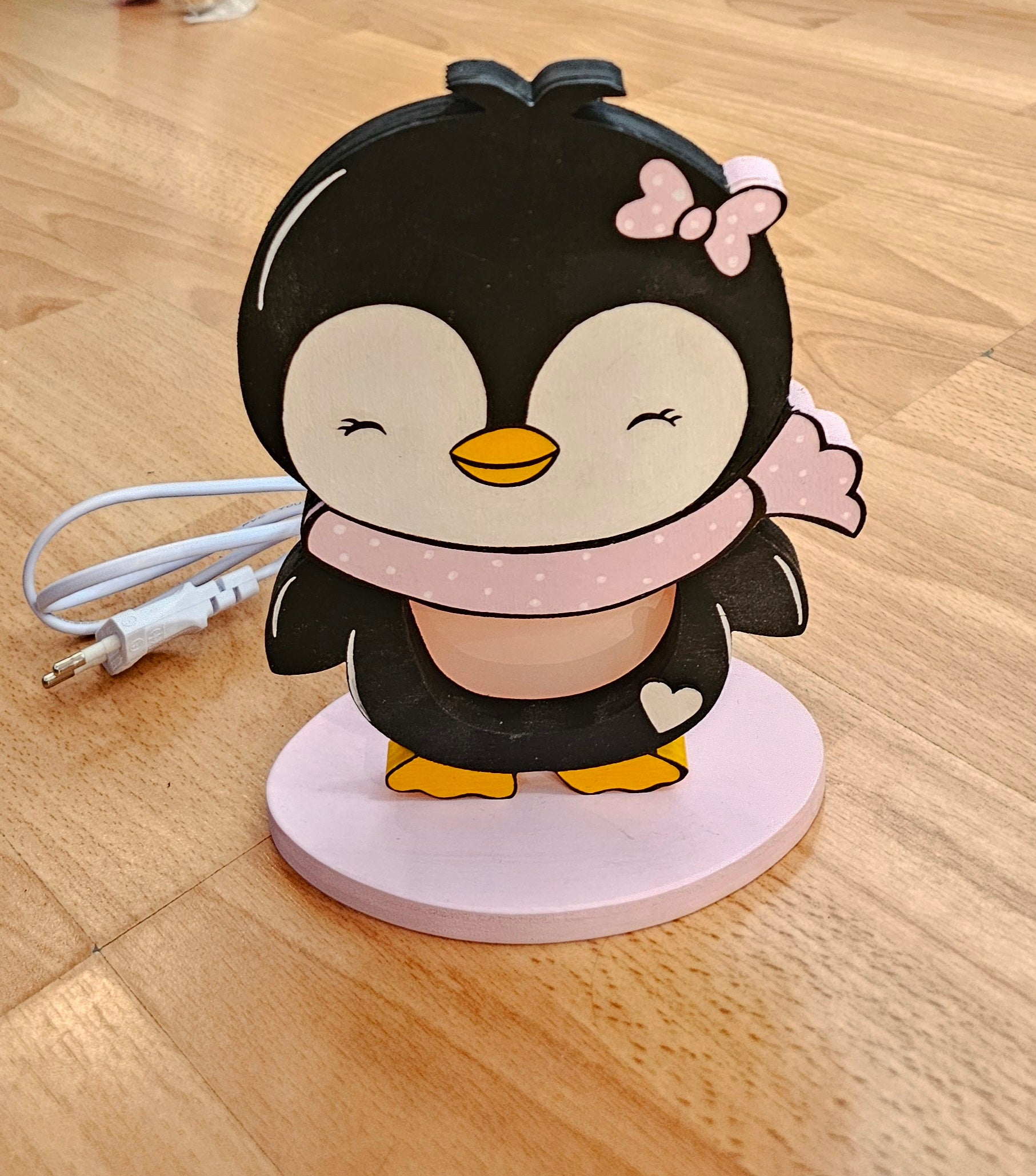 Lumetto "pinguino femmina"