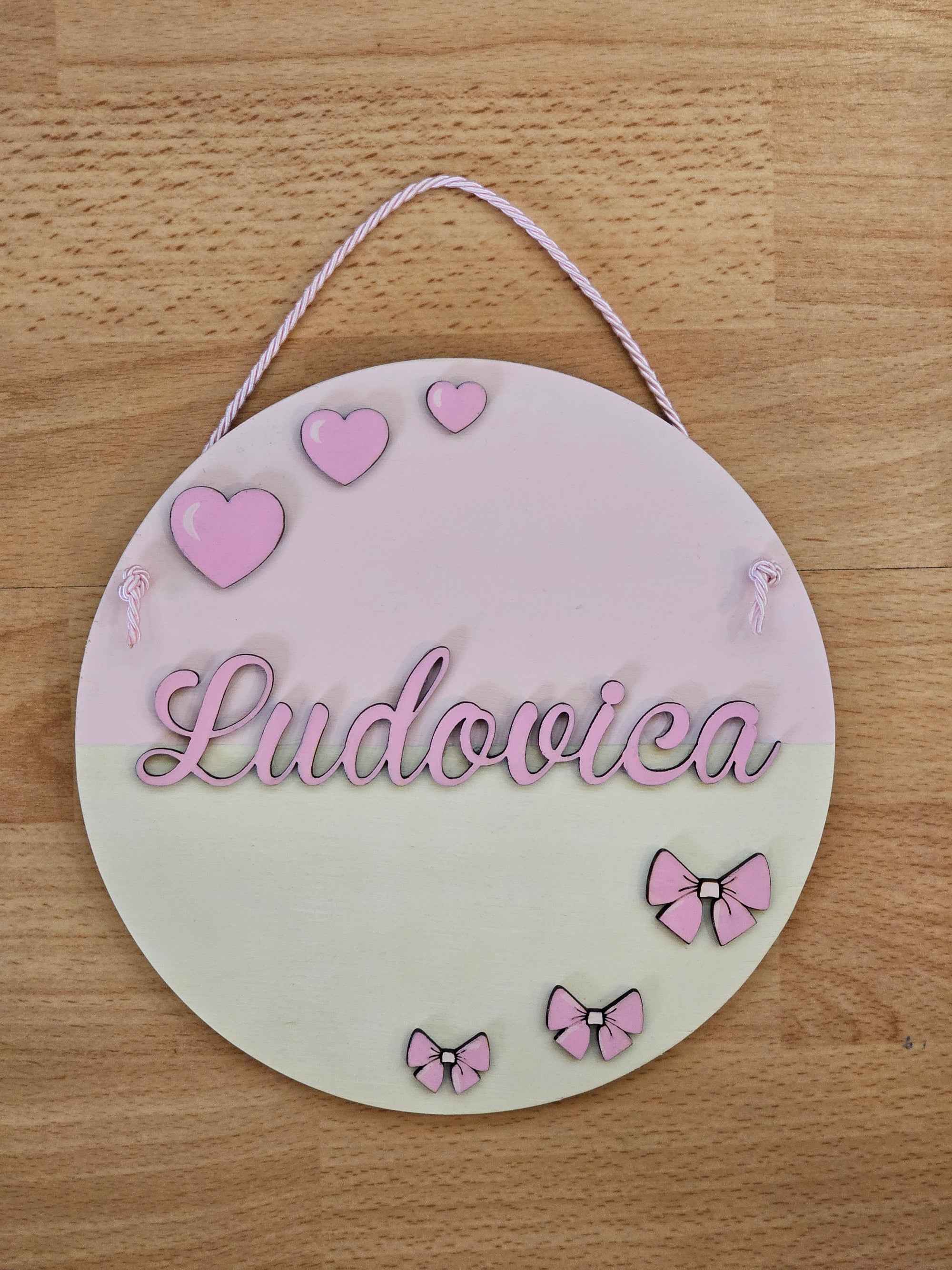 Targa tonda media "cuori e fiocchi"