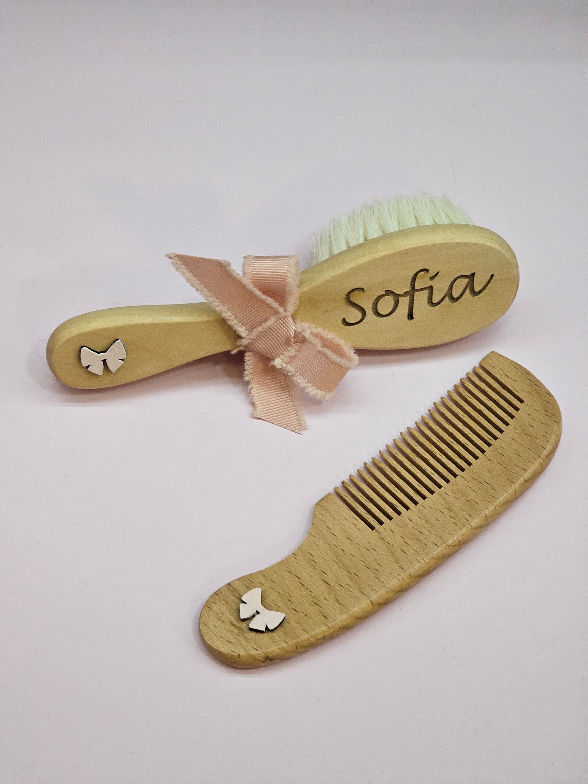 Set spazzola e pettine in legno