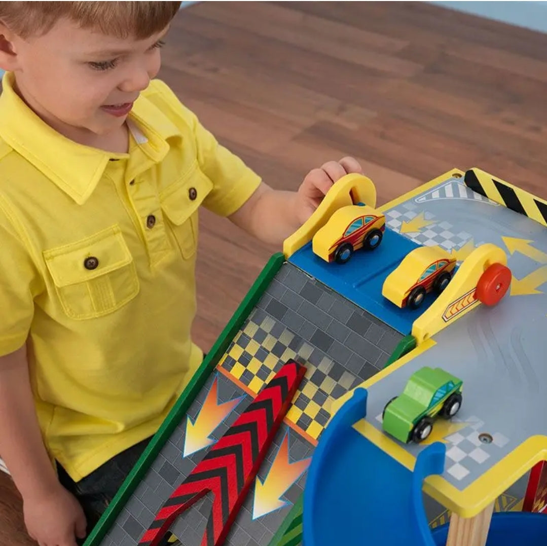 Set da gioco " corsa con mega rampa"