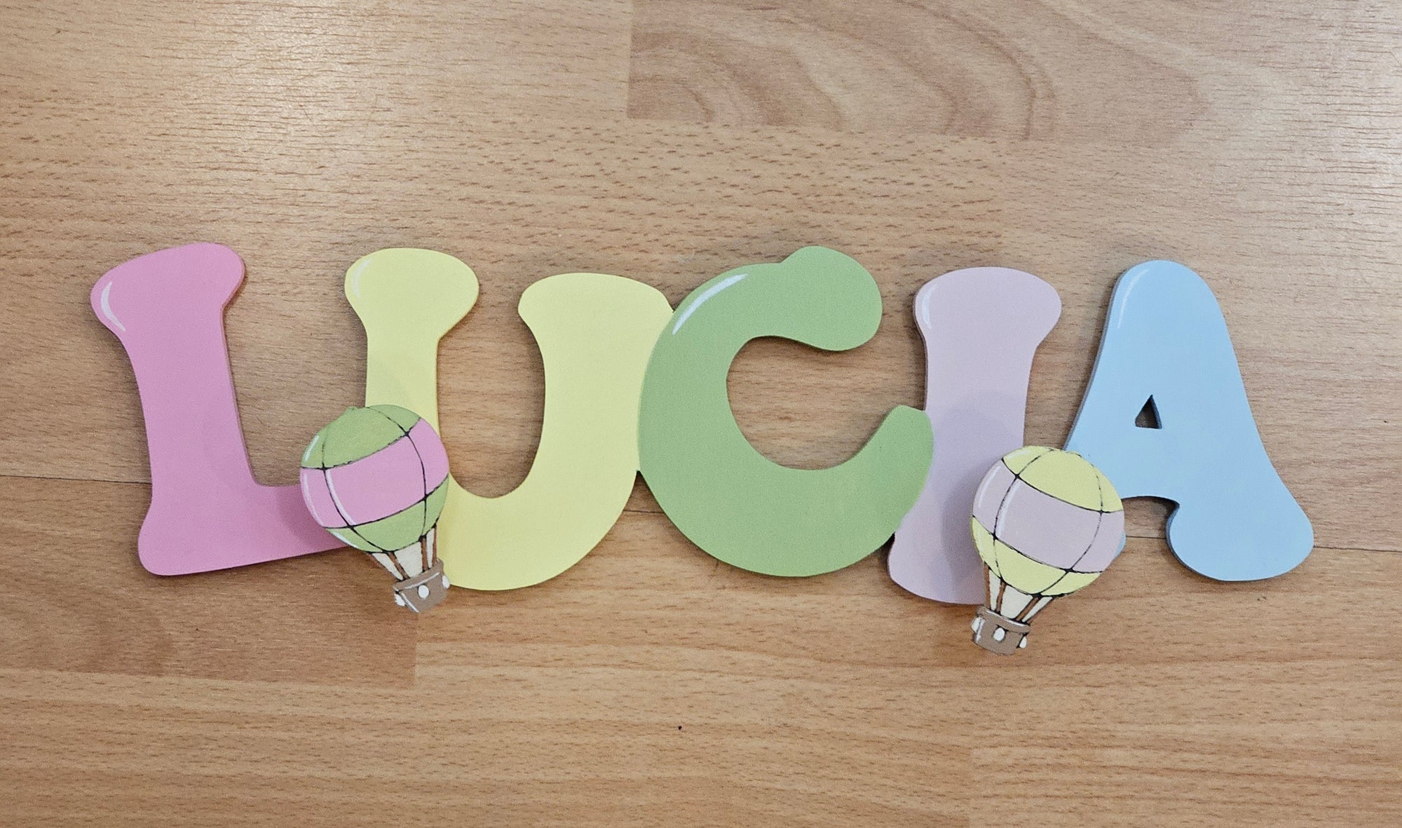 Nome appendiabiti "5 lettere"