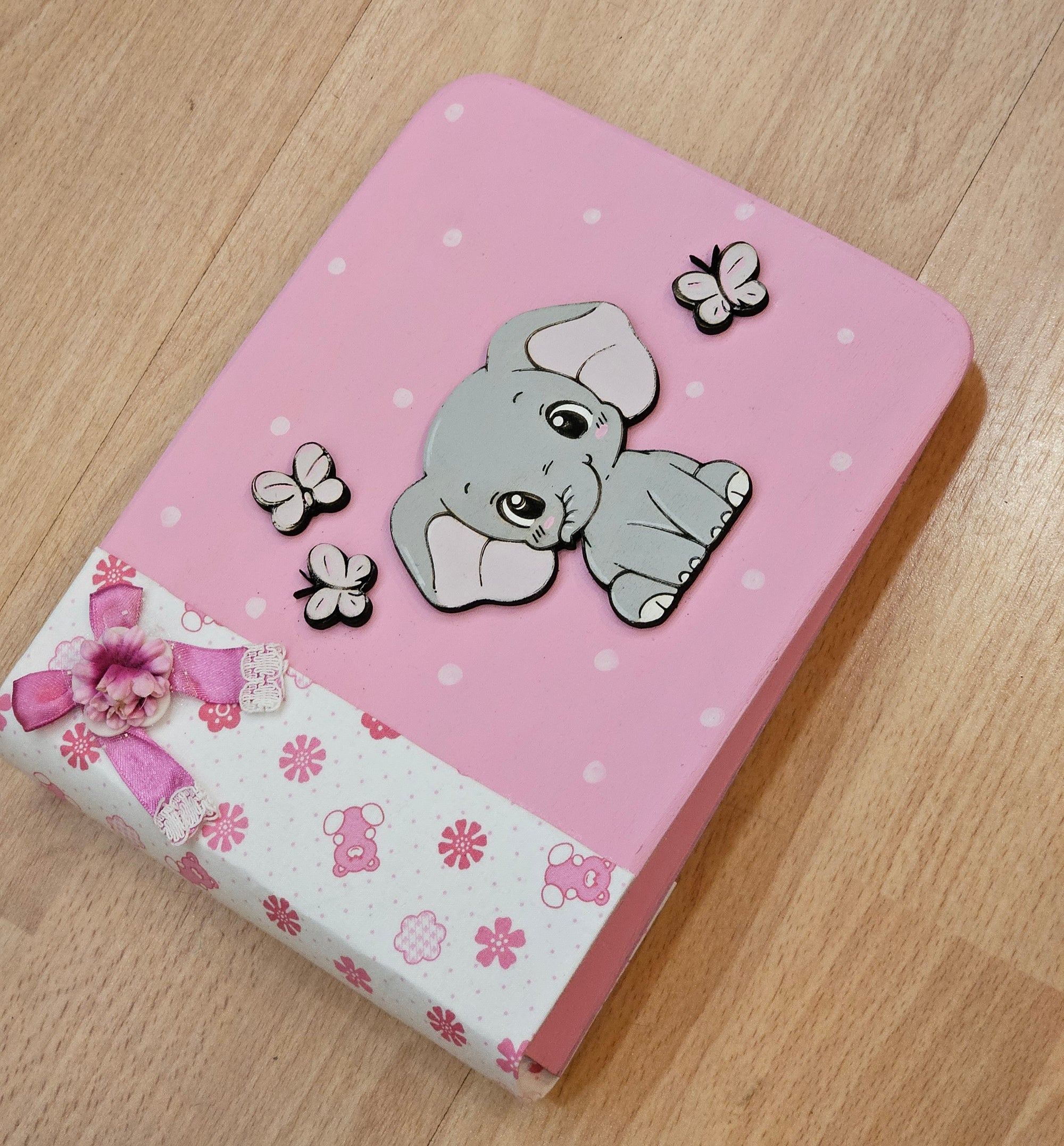 album piccolo "elefantino con farfalle "