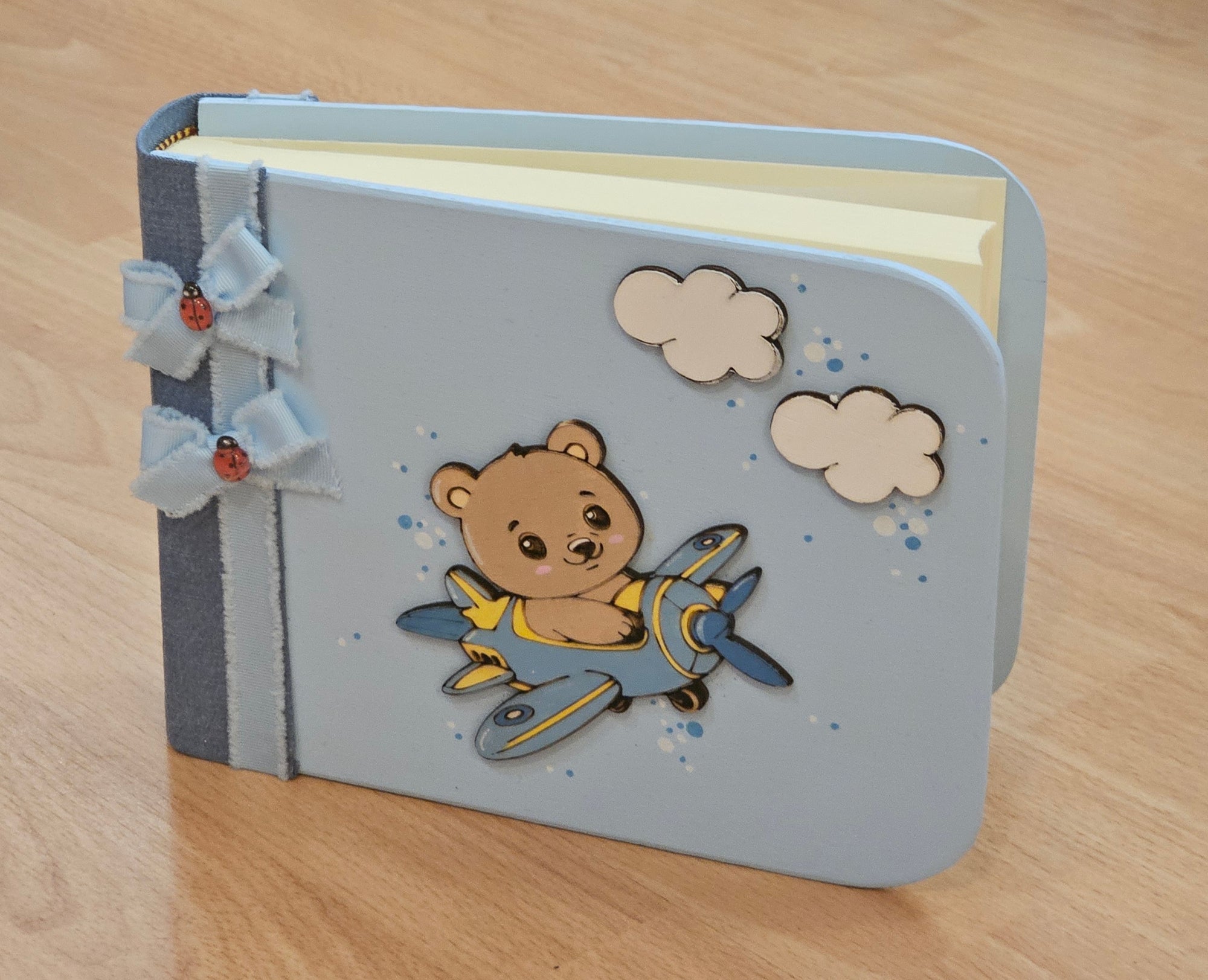 Album piccolo "orsetto aviatore "
