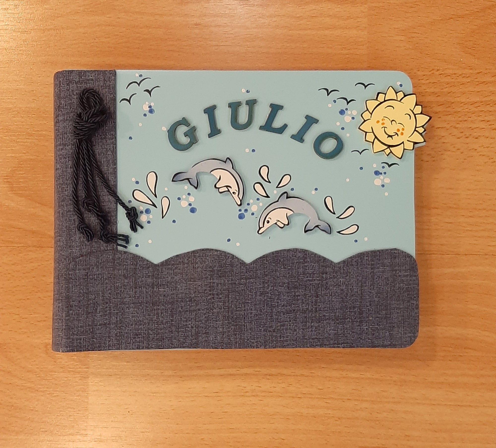 Album piccolo delfini