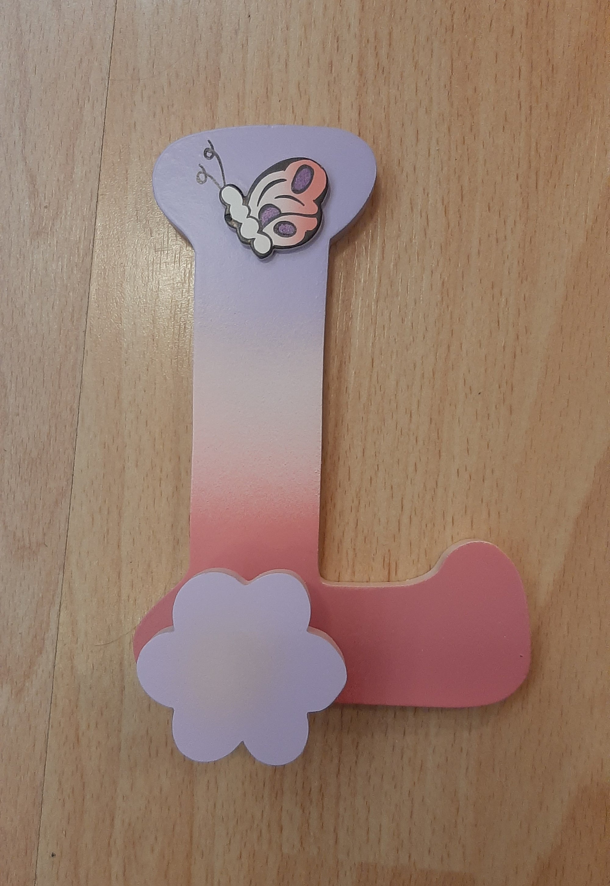 Lettera L appendiabiti