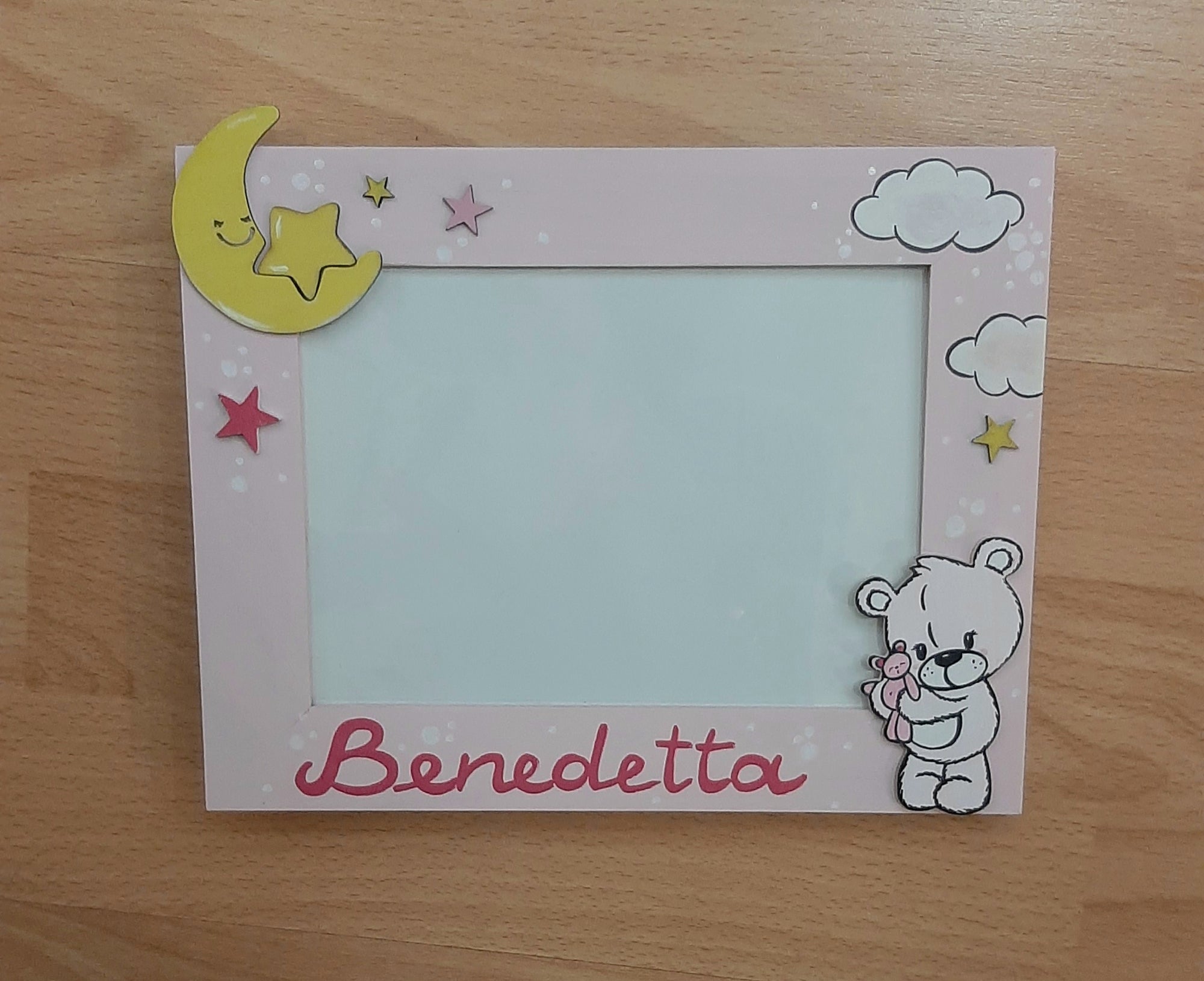 Cornice rosa orsetta